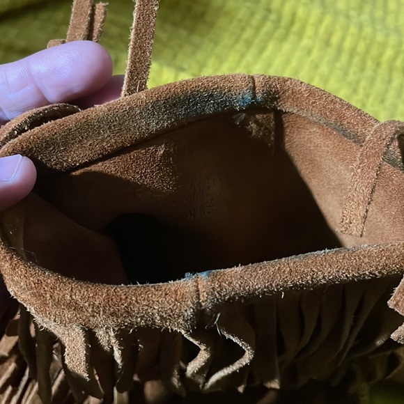 Minnetonka fringed boots size 7 - Picture 7 of 7